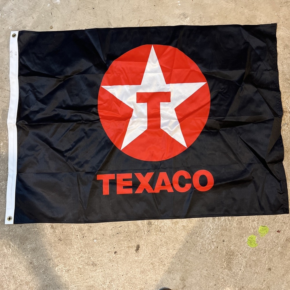 Texaco‎ Flag / Banner Black, Red 2.5' X 3.5' Oil & Gas Collectible